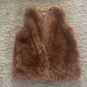 A New Day Brand Blush Light Pink Fur Fuzzy Furry Vest